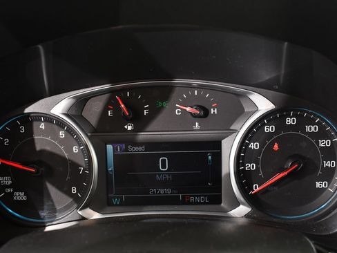 Used 2018 Chevrolet Equinox Premier AWD/4WD image 26
