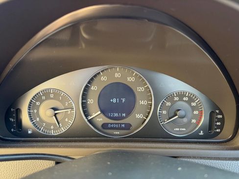 Used 2005 Mercedes-Benz CLK 500 Cabriolet w/ Lighting Pkg image 23