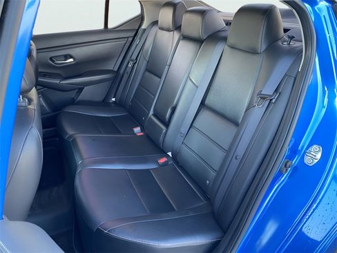 Used 2023 Nissan Sentra SR w/ SR Premium Package image 14