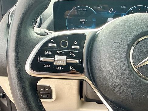 Used 2021 Mercedes-Benz GLA 250 w/ Premium Package image 37