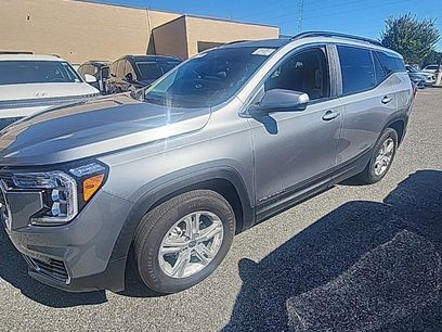 Used 2023 GMC Terrain SLE w/ Driver Convenience Package
