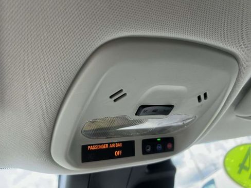 Used 2024 Chevrolet Trax LT w/ Driver Confidence Package image 32