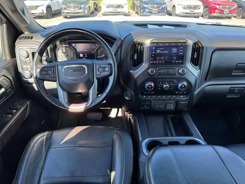 Used 2023 GMC Sierra 3500 Denali w/ Denali Ultimate Package AWD/4WD image 22