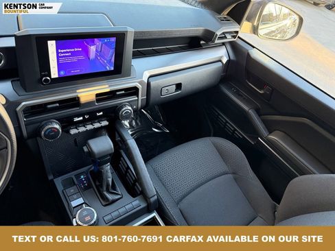 Used 2025 Toyota 4Runner SR5 image 25