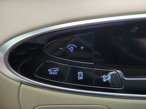 New 2026 Genesis GV70 2.5T AWD/4WD image 17