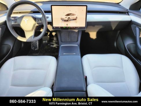 Used 2022 Tesla Model 3 Long Range image 12