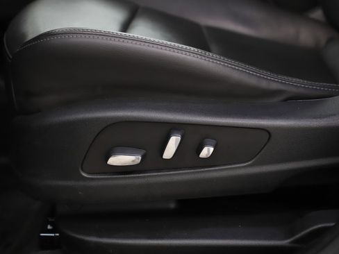 Used 2020 Cadillac XT6 Sport image 33