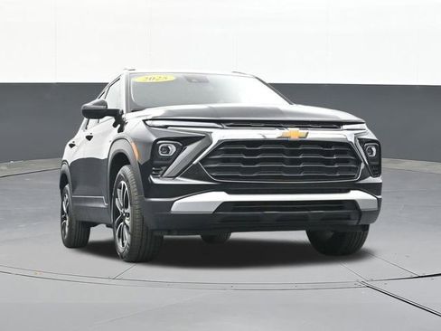 Used 2025 Chevrolet TrailBlazer LT AWD/4WD image 55