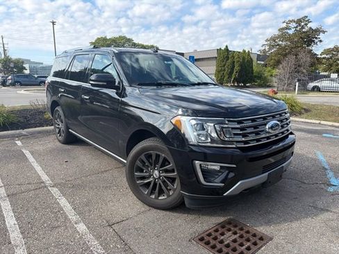Used 2019 Ford Expedition Limited AWD/4WD image 3