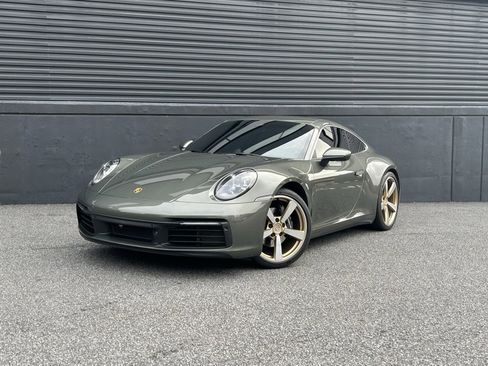 Certified 2022 Porsche 911 Carrera 4 image 6