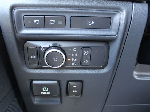 Used 2022 Ford F150 XLT w/ Equipment Group 302A High AWD/4WD image 21