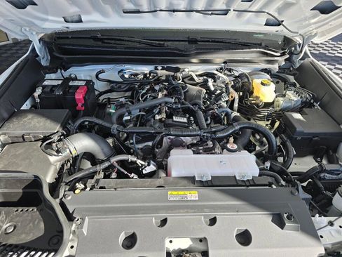 New 2025 Toyota Tacoma SR5 image 11