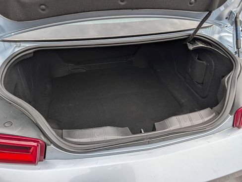 Used 2017 Chevrolet Camaro LT RWD image 10