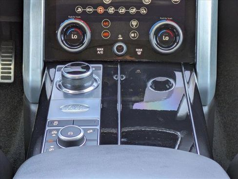 Certified 2022 Land Rover Range Rover Westminster Edition image 12