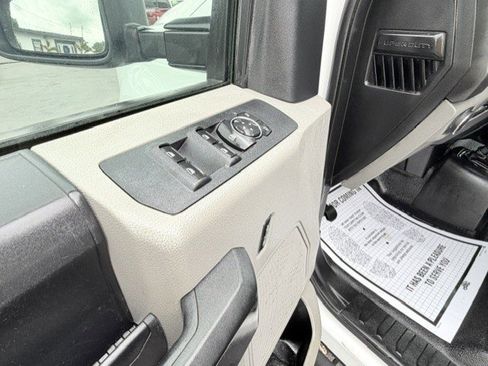 Used 2018 Ford F350 XL w/ Power Equipment Group AWD/4WD image 18
