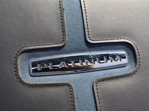 Used 2026 Ford F450 Platinum w/ FX4 Off-Road Package AWD/4WD image 29