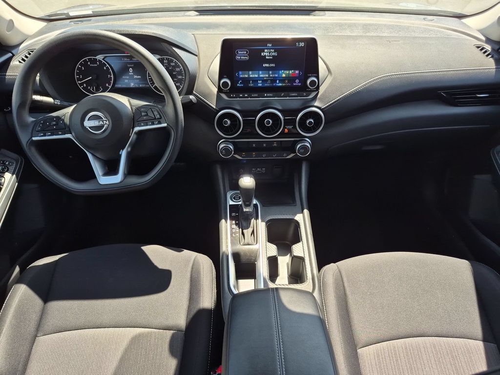Used 2025 Nissan Sentra SV FWD image 26