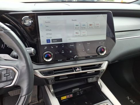 Used 2023 Lexus RX 350 Premium w/ Accessory Package (Z1) image 9