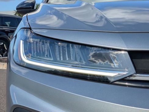 Used 2025 Volkswagen Jetta Sport FWD image 10