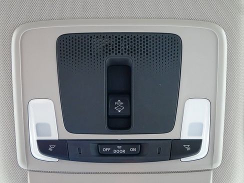 New 2026 Honda HR-V EX-L image 23