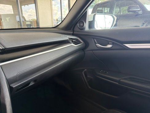 Used 2020 Honda Civic Sport image 21