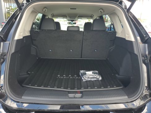 New 2025 Nissan Rogue SV w/ Rock Creek Premium Package image 9