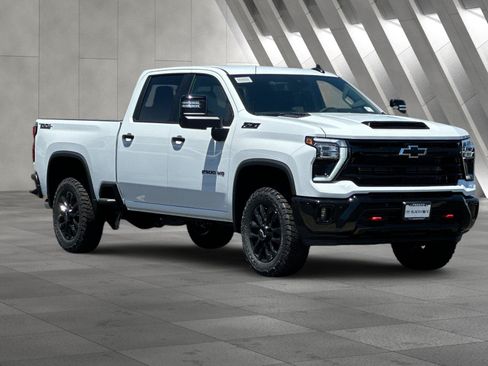 New 2026 Chevrolet Silverado 2500 LT w/ Trail Boss Package AWD/4WD image 2