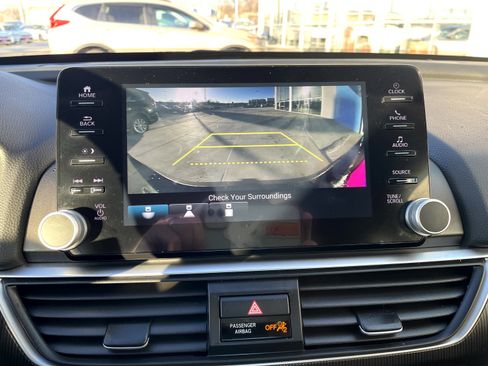 Used 2021 Honda Accord Sport Special Edition image 18