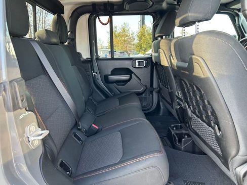 Used 2021 Jeep Gladiator Mojave image 25