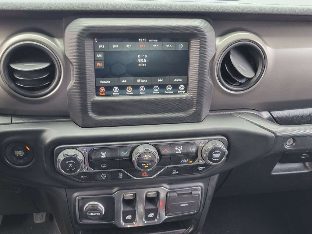 Used 2022 Jeep Wrangler Sport AWD/4WD image 7