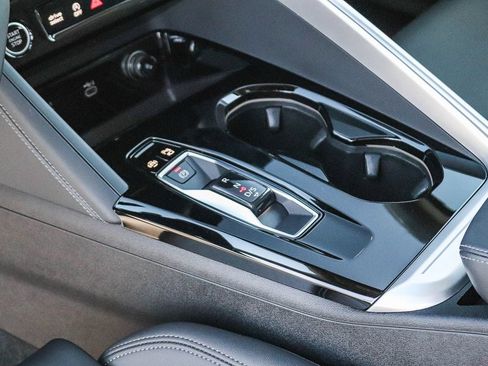 Certified 2025 Audi Q5 Premium Plus AWD/4WD image 21