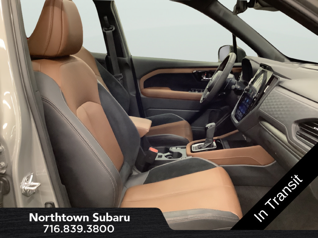 Used 2025 Subaru Forester Touring AWD/4WD image 14