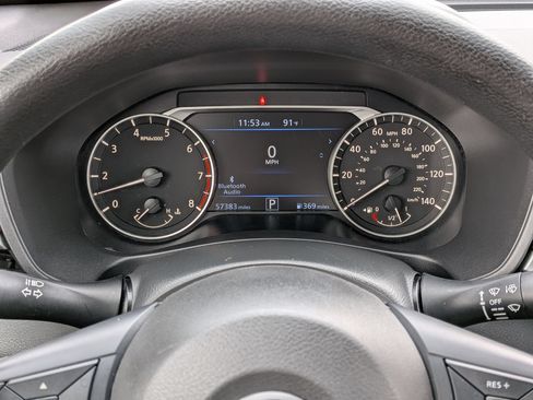 Used 2024 Nissan Altima 2.5 SV FWD image 20