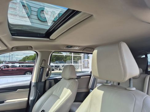 Used 2018 Honda Odyssey EX-L image 9