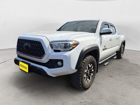 Used 2019 Toyota Tacoma TRD Off-Road w/ Technology Package image 1