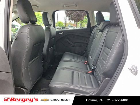 Used 2019 Ford Escape SEL AWD/4WD image 12