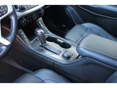 Used 2019 GMC Acadia SLT w/ LPO, Black Accent Package image 10