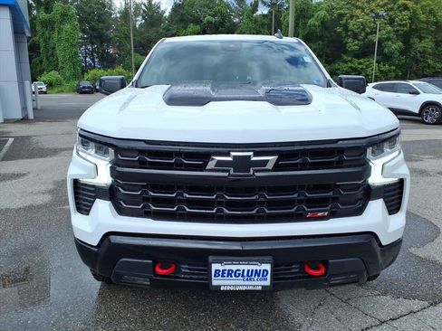 Used 2023 Chevrolet Silverado 1500 LT Trail Boss w/ Protection Package AWD/4WD image 9