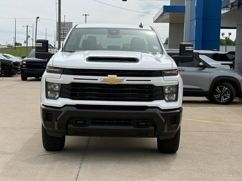 New 2026 Chevrolet Silverado 2500 Custom w/ Custom Value Package AWD/4WD image 11