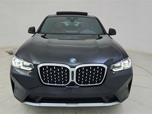 Used 2025 BMW X4 xDrive30i image 13