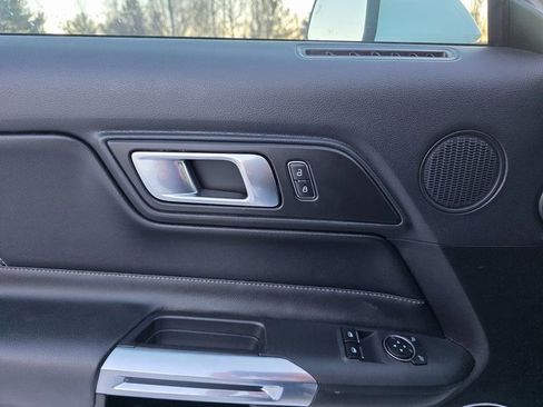 Used 2022 Ford Mustang Premium image 23