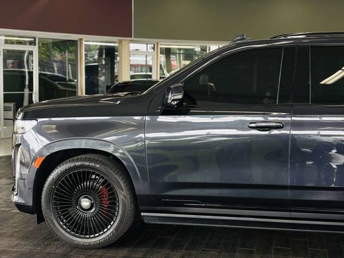 Used 2023 Cadillac Escalade Sport w/ Touring Package AWD/4WD image 16