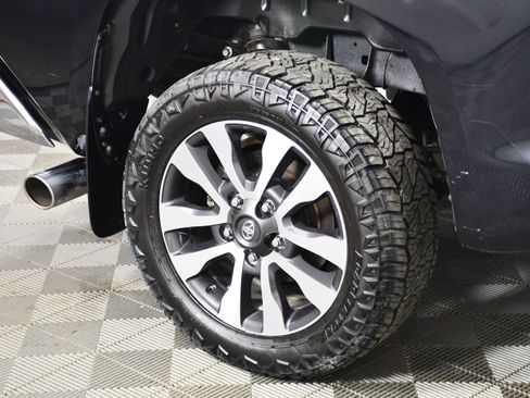 Used 2018 Toyota Tundra Limited AWD/4WD image 58