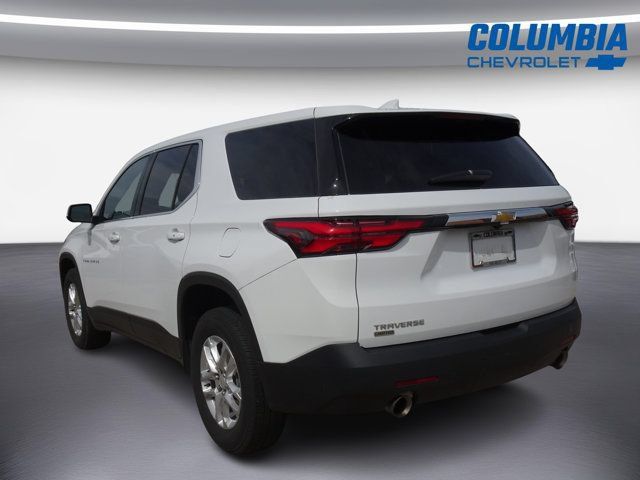 Used 2024 Chevrolet Traverse LS w/ Safety Package FWD image 5