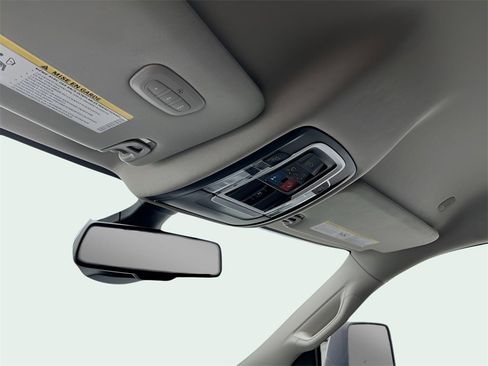 Used 2024 RAM 3500 Laramie image 48