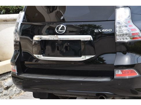 Used 2015 Lexus GX 460 w/ Premium Package AWD/4WD image 28