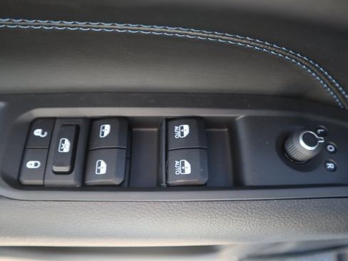 New 2026 Jeep Compass Latitude image 6