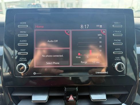 Used 2022 Toyota Camry SE FWD image 17
