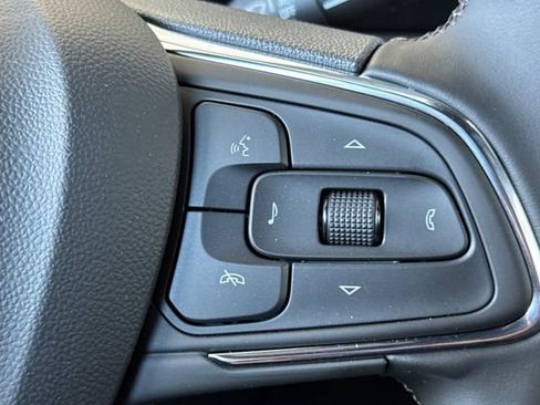 New 2026 Buick Envista Sport Touring w/ Convenience I Package FWD image 27