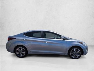 Used 2015 Hyundai Elantra Limited w/ Option Group 05 FWD video 4